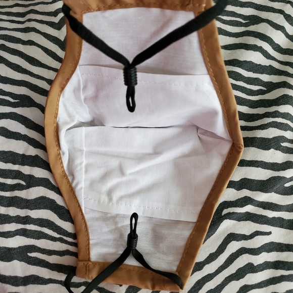 Face mask - Picture 2 of 2